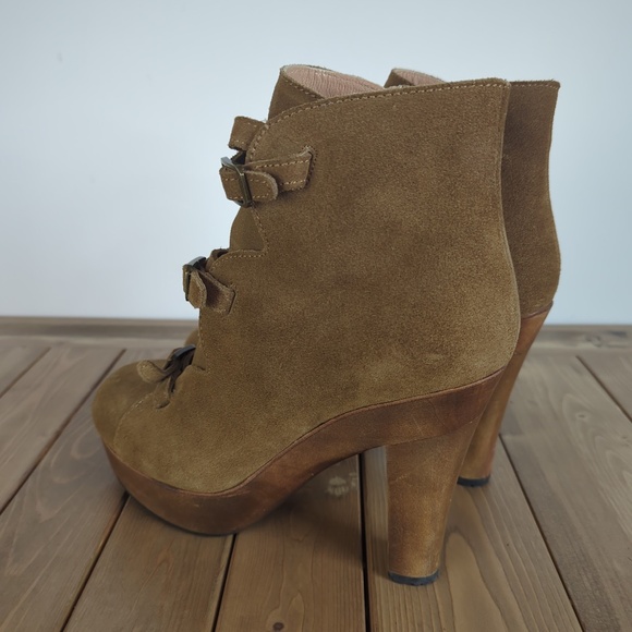 See by Chloe Solfo Buckle Wood Platform Ankle Boots Tan Suede - Picture 5 of 14